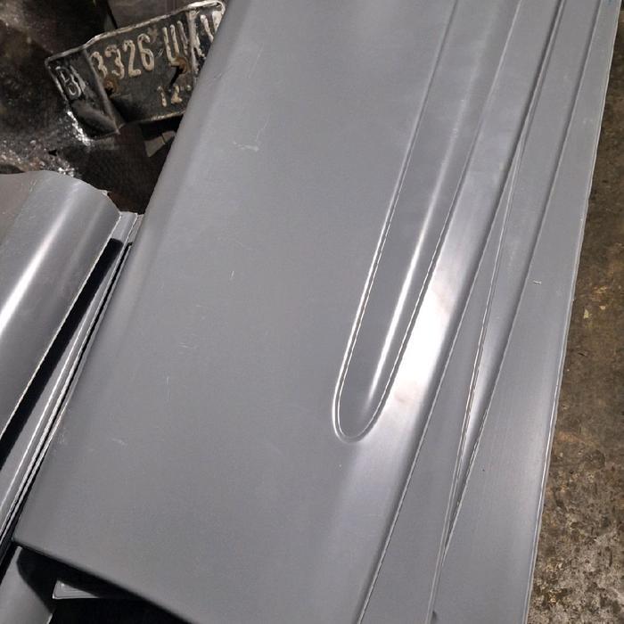 Moulding Luxio Pintu Depan Kanan