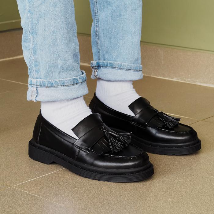 Sepatu Pria Loafers Docmart Sepatu Slip On Pria Sepatu Hitam Cowok Sepatu Pria Slip On Loafers