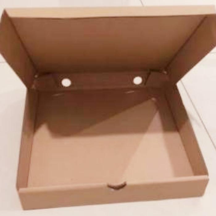kardus pizza 24x24x5 / dus pizza / die cut / kotak pizza / karton