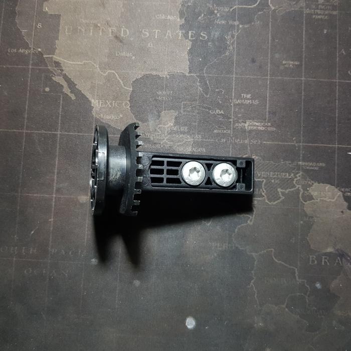 Braket Stelan Lampu Mercy W204