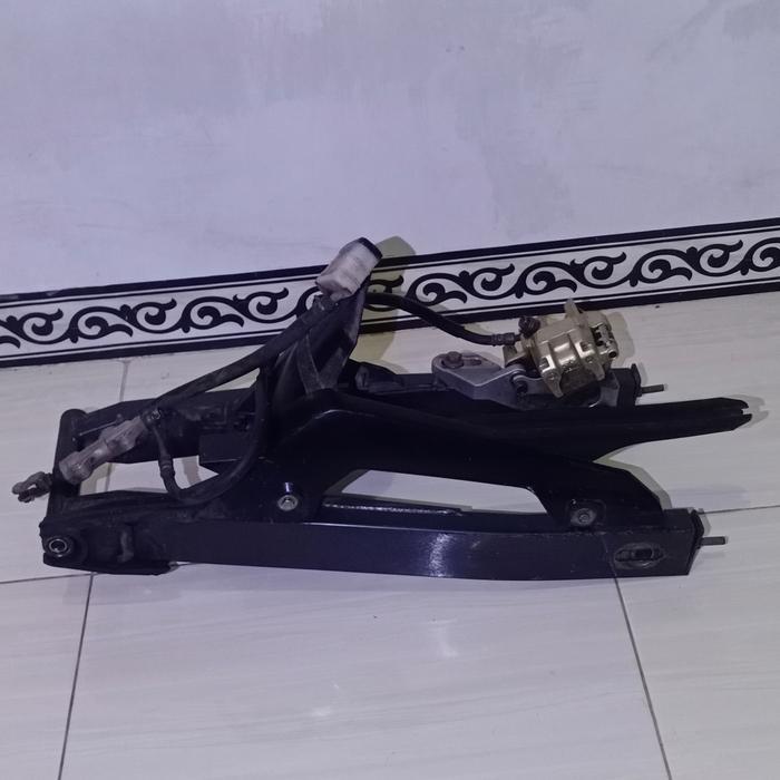 swing arm yamaha new vixion original