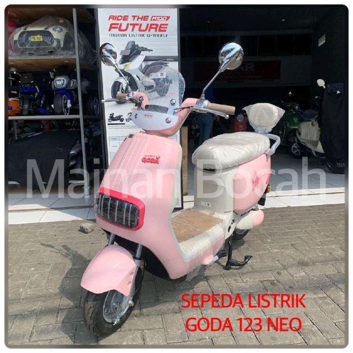 sepeda listrik GODA 123 NEO Sepeda Listrik 48V 12Ah Garansi Resmi - pink