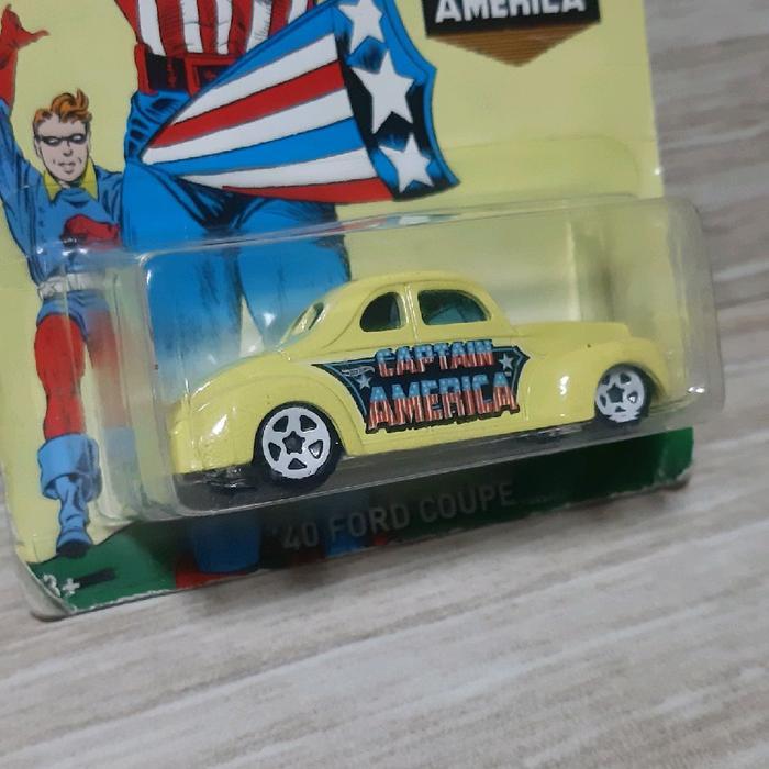 HOT WHEELS CAPTAIN AMERICA - 40 FORD COUPE