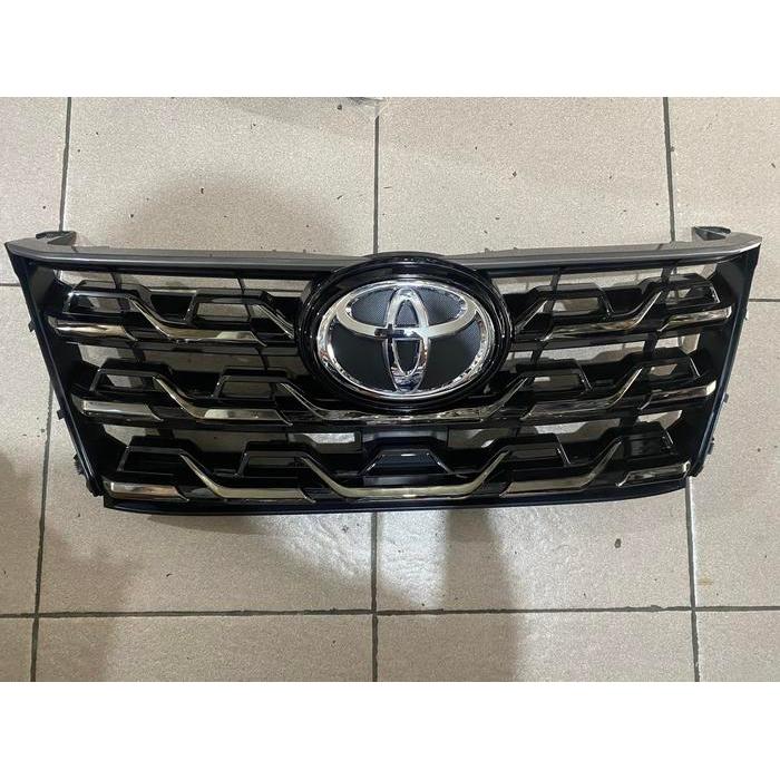 GRILL GRIL FORTUNER GR SPORT 2021 2022 PASSSS