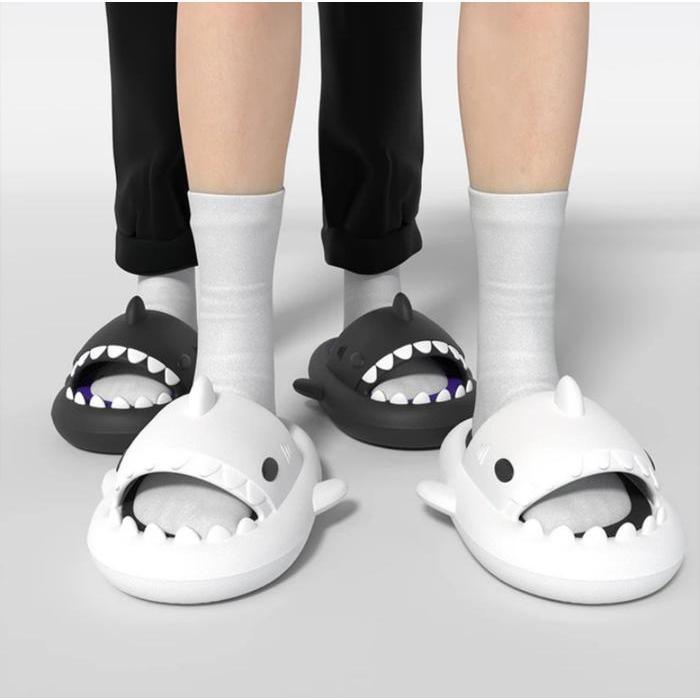 Best Seller Greenland Sandal Hiu Dewasa/ Sandal Wanita Lucu Baby Shark Korea/ Sandal Slop Wanita