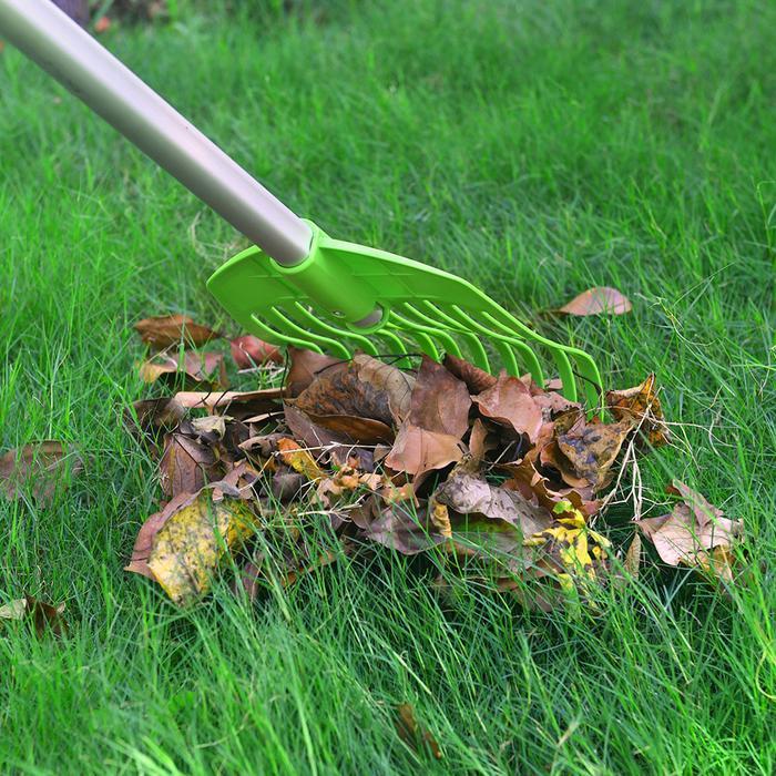 YARDSMITH 8 INCI GARPU TAMAN PLASTIK - HIJAU