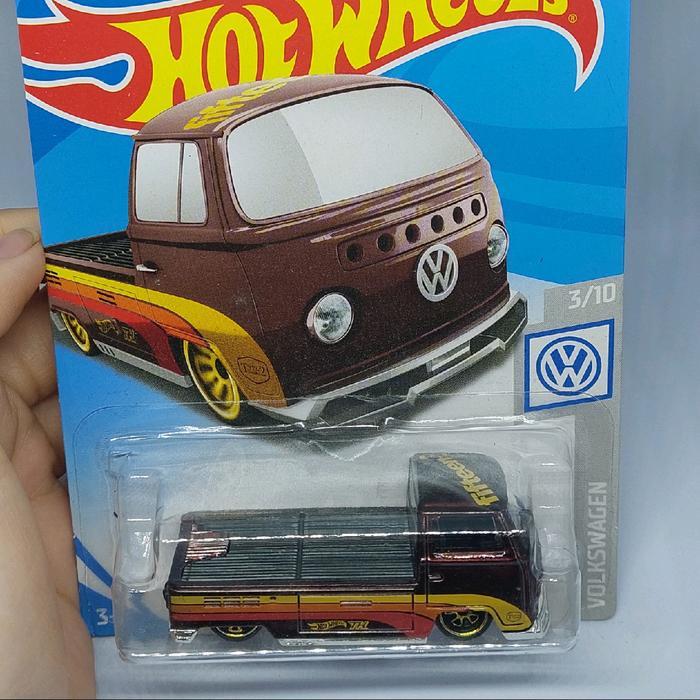 HOTWHEELS SUPER TREASURE HUNT VW T2 PICKUP