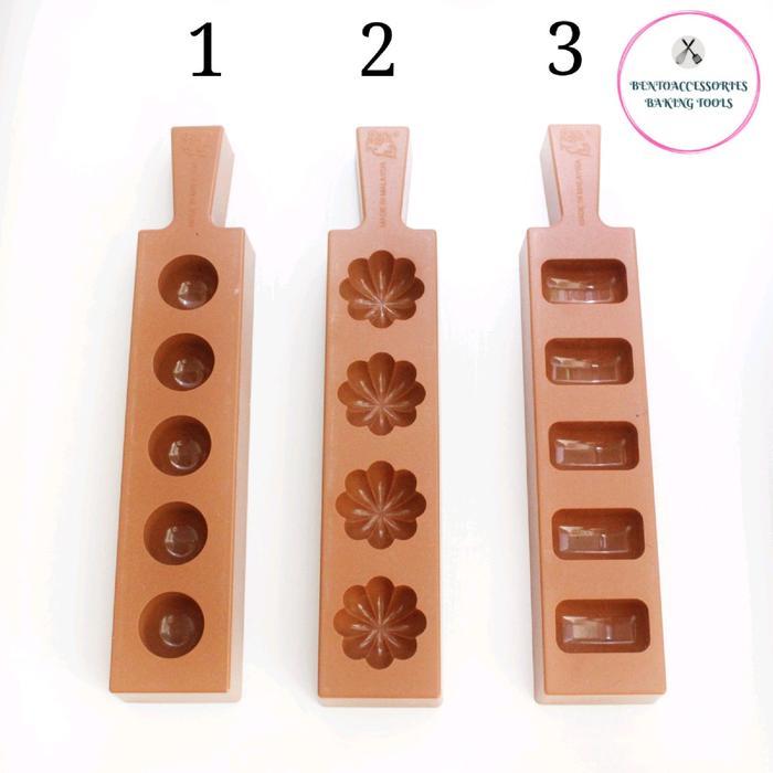 cetakan kue nastar bulat atau bunga bahan plastik import