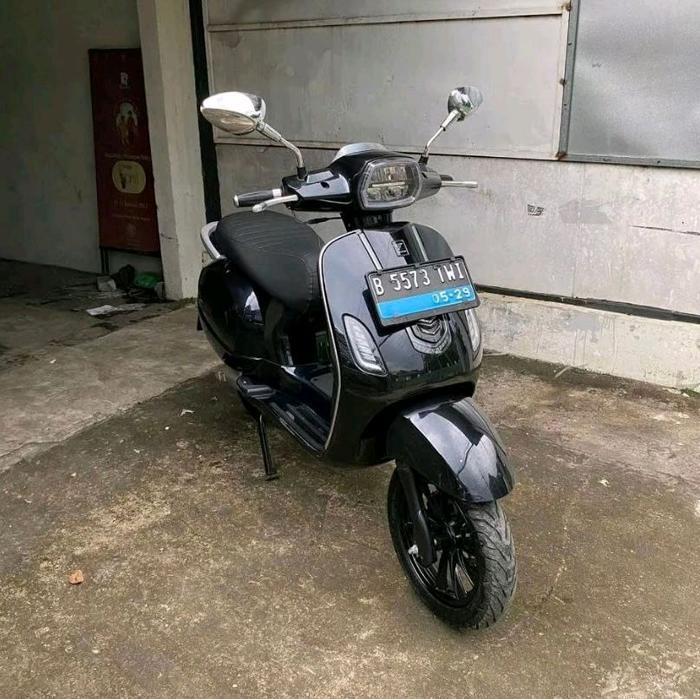 Promo Spesial Promo Sepeda Motor Listrik U-Winfly T3S Pro - Silver - Baru - Lengkap - Tinggal Pakai