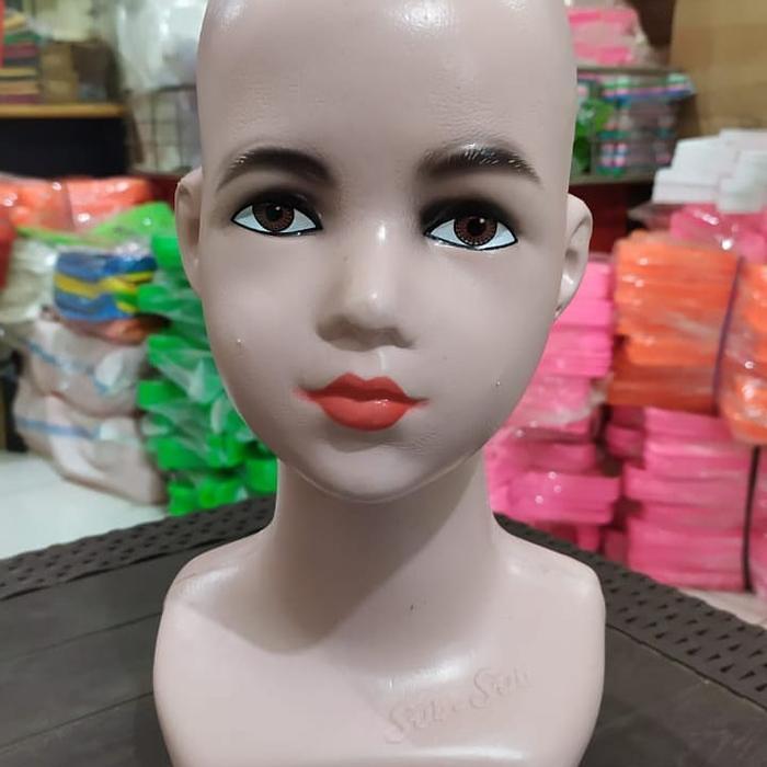 Manekin Kepala Anak