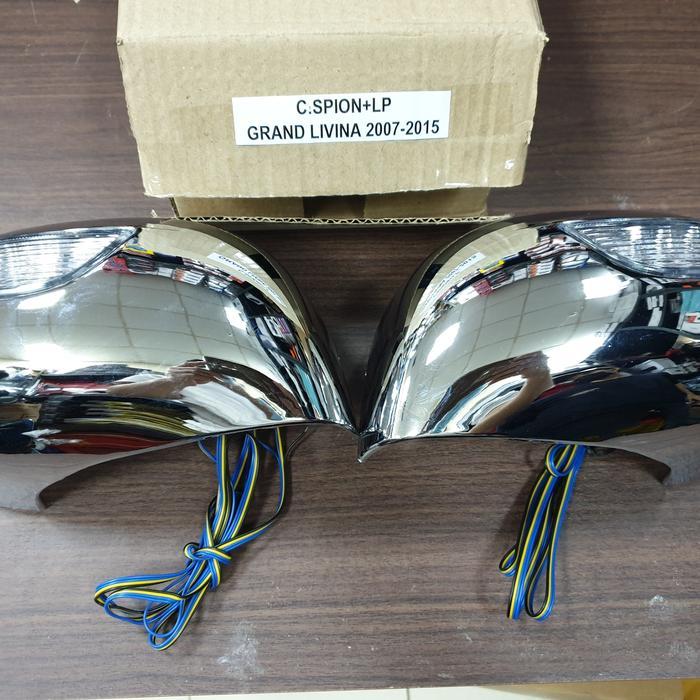 COVER SPION CHROME LAMPU GRAND LIVINA
