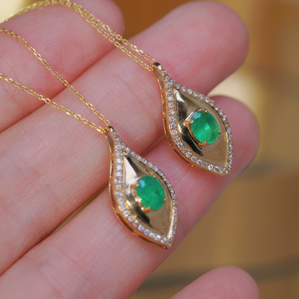 UBESTNICE Real 18K Yellow Gold Jewerly AU750 Glossy Oval Horse Eye Shape Muzo Green Natural Emerald