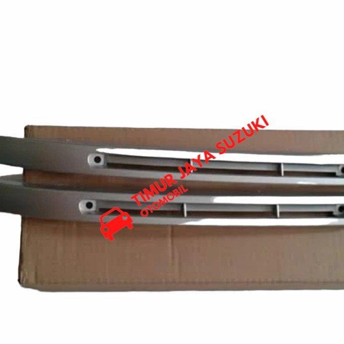 PART MOBIL] GARNISH / LIS LAMPU DEPAN FUTURA SPAREPART SUZUKI SIAP PASANG