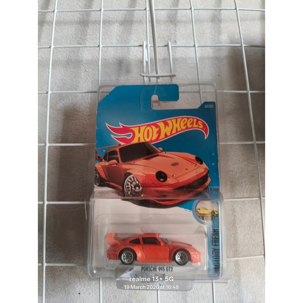 Hotwheels Porsche 993 GT2 Orange