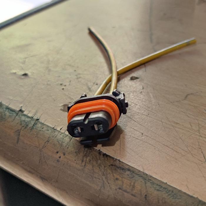 Soket lampu depan lampu dekat Opel Blazer HB4