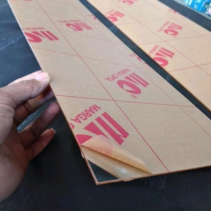 Mika Akrilik Bening Lembaran Ukuran Panjang 60Cm Lebar 20Cm Tebal 2Ml