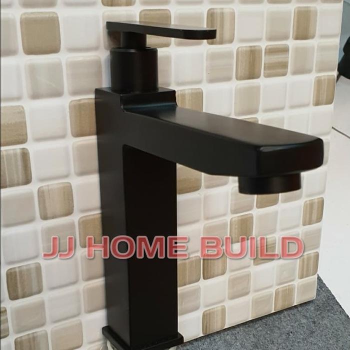 Kran Wastafel Kotak Hitam Minimalis