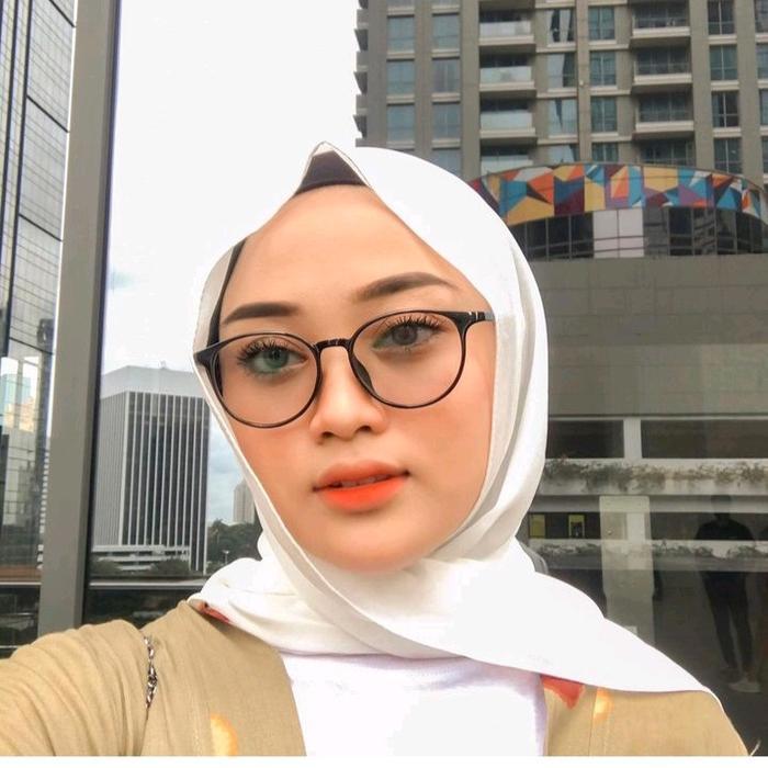 Frame kacamata oval kecil kode Ezza