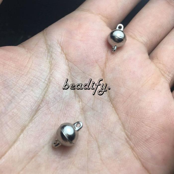 Manik Magnet Couple untuk Pasangan Liontin Gelang