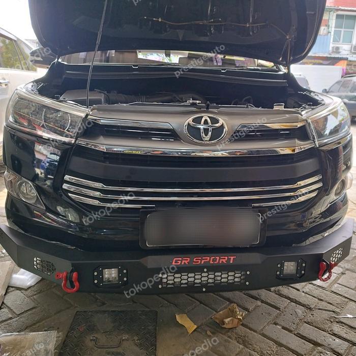 ZOE TANDUK DEPAN OVERLAND INNOVA REBORN