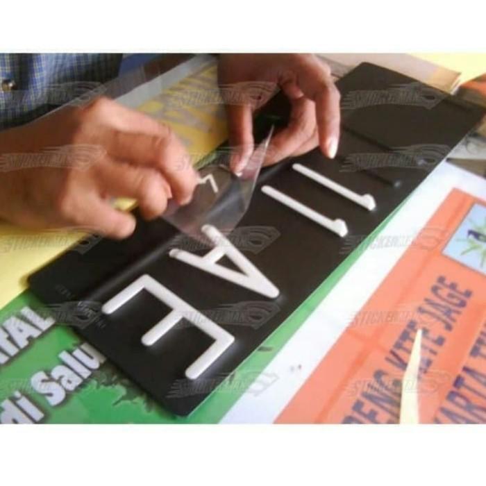 "New" Stiker Plat Nomor Reflektif Mantul Sticker Skotlet Angka Nomer Mobil