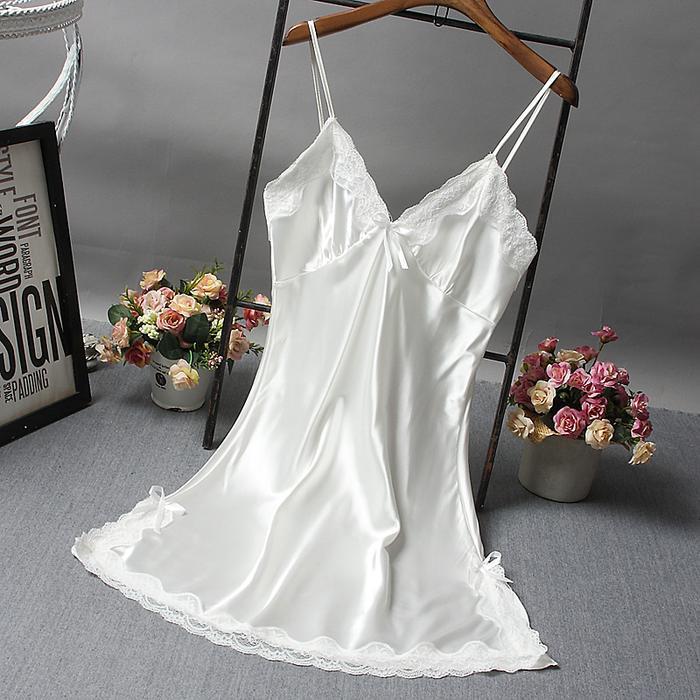 Ninabobo Bt004 Lingerie Dress Satin Mini Deep V Silk Baju Tidur Wanita Mini Daster Renda Terlaris