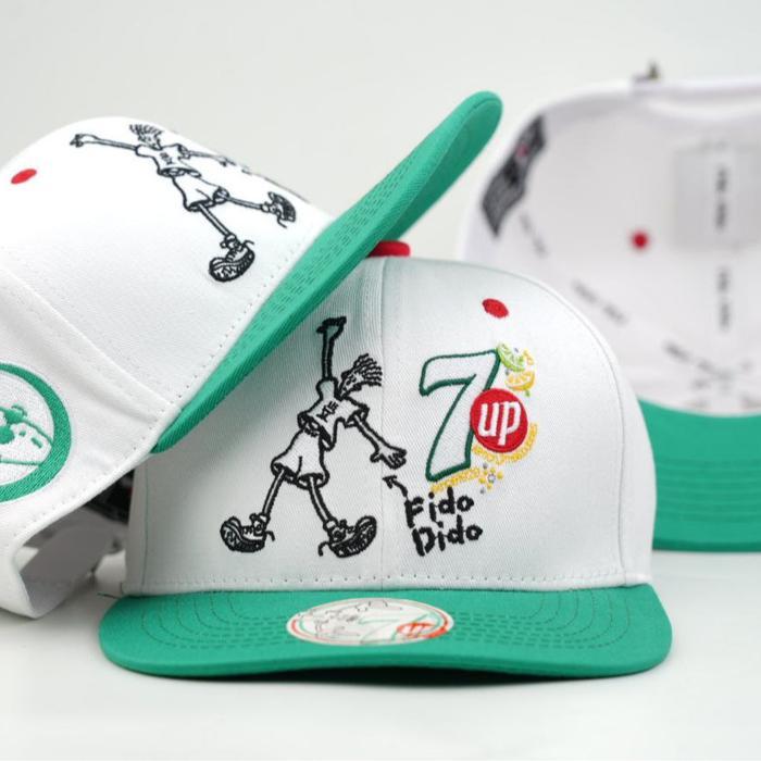 Ready Topi Snapback 7Up Gambar