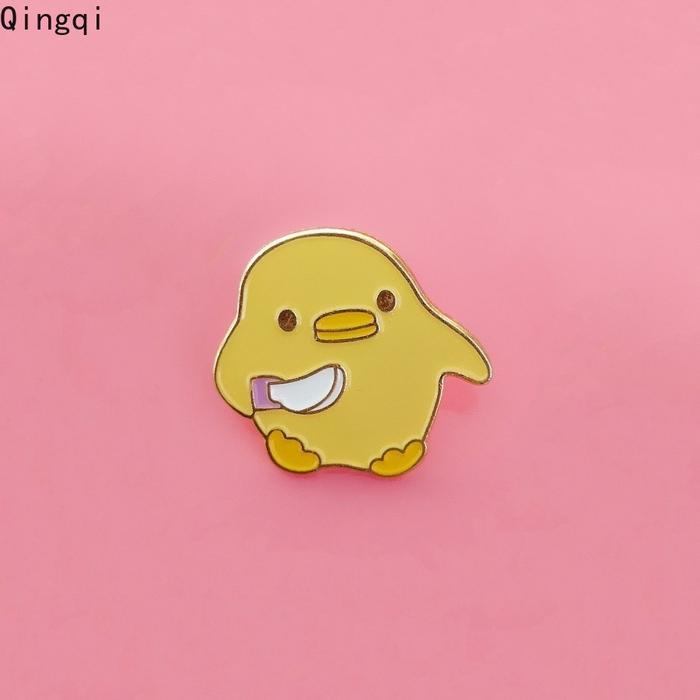 Bros Pin Enamel Bentuk Ayam Kuning Kecil Pisau Don 't Kill My Vibe