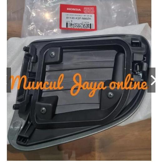 81130-K2F-N80Zk Lid Pocket Penutup Laci New Scoopy 2021-2024 Hitam Doff