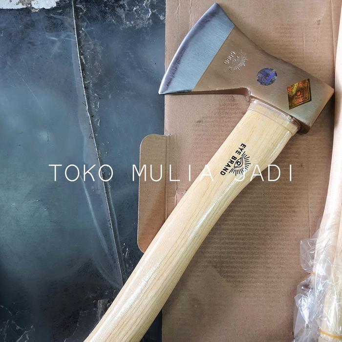 Kampak Kayu Cap Mata 600 Gr / Kapak Tukang + Gagang Eye Brand