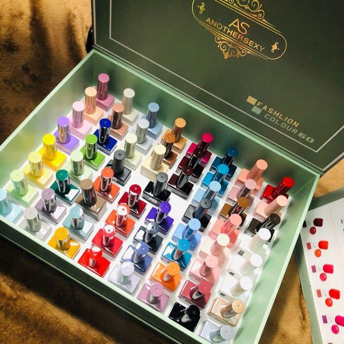AS ANOTHER SEXY GEL POLISH SET 60 WARNA / FREE NAIL DISPLAY FRAME KUTEK ANOTHER SEXY SIZE 15ML