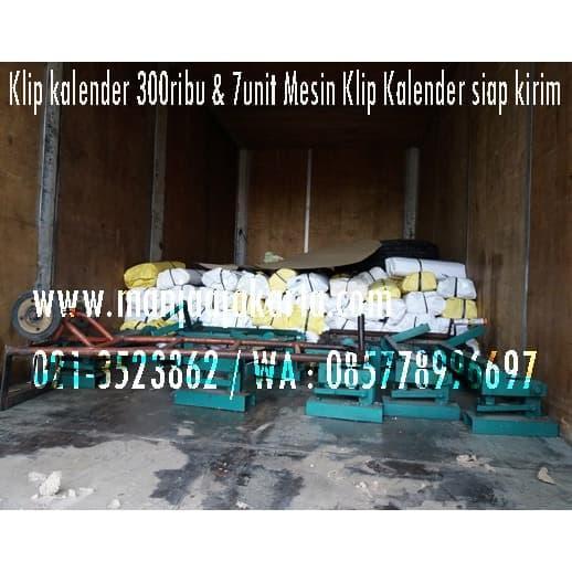 "New" Klem / klip / Kaleng Kalender ukuran - 32.5cm