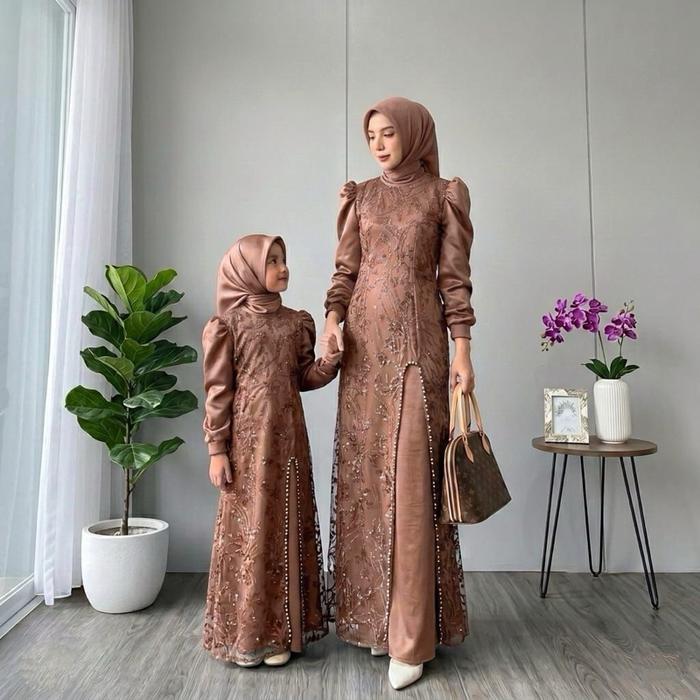 zeni MAXI NAURA M L XL XXL XXXL GAMIS PESTA CANTIK GAMIS KONDANGAN MAXI COUPLE NIKAHAN KELUARGA