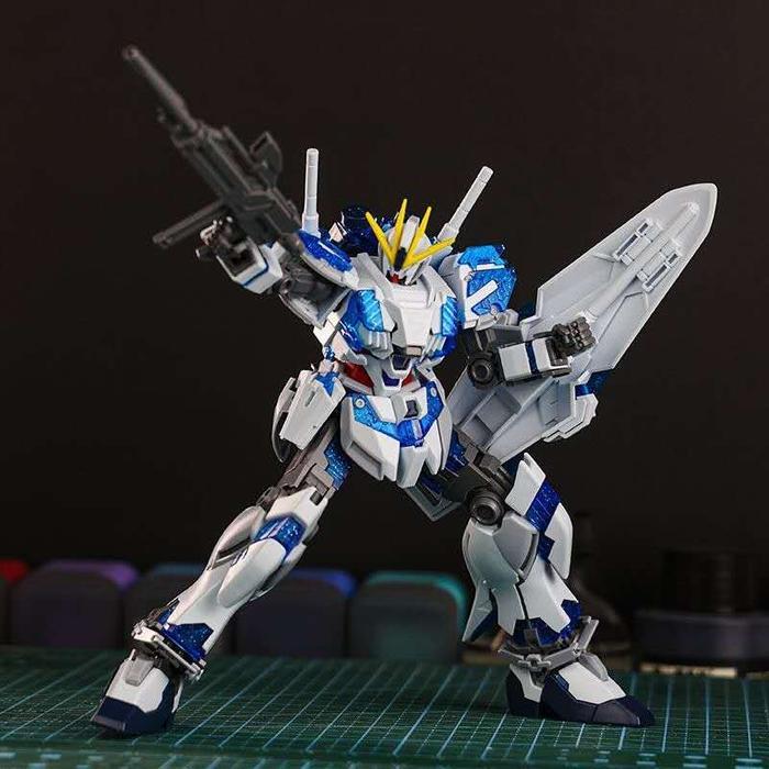 Star 6601A HG 1/144 HGUC RX-9/C Narrative C-packs Awakening Color Model kit