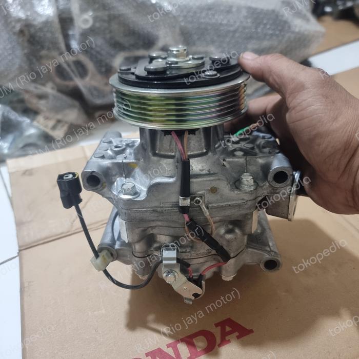 COMPRESOR KOMPRESOR AC HONDA BRIO ORIGINAL