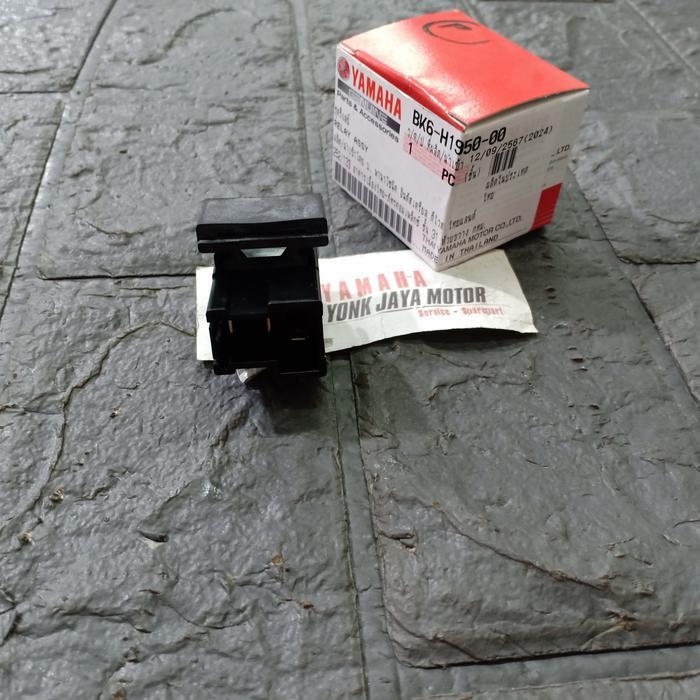 Relay Kipas Angin Relay Assy Yamaha R15 V3 BK6-H1950-00