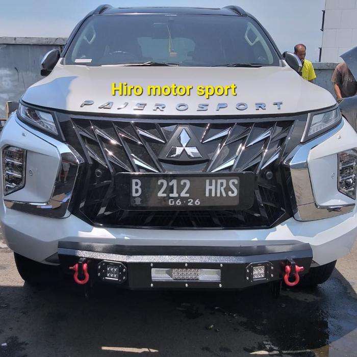 tanduk bumper pajero facelife model minimalis overland + lampu LED - M23 Auto ACC