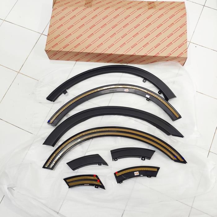 SPOILER OVER FENDER BODYKIT TOYOTA INNOVA REBORN VENTURER FACELIFT 2021 2022 ORI 1SET 8PC PASSSS