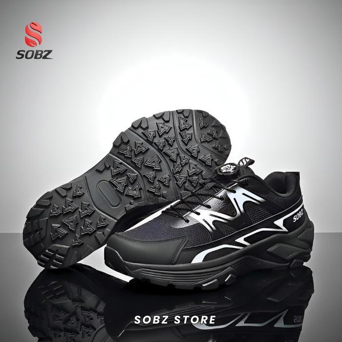 terlaris SOBZ Sepatu kets hitam pria untuk hiking dan aktivitas luar ruangan 100% ori
