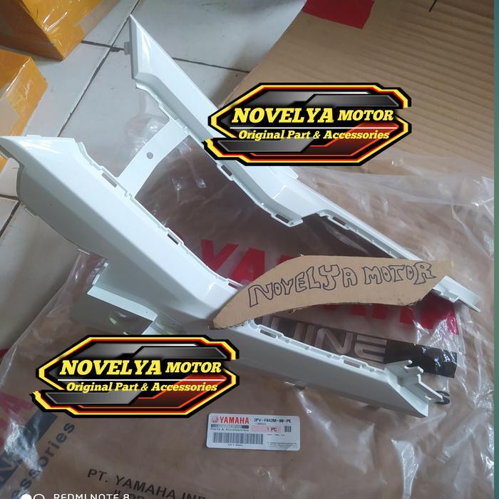 Ready COVER BODY TENGAH BAWAH JOK MXKING MX KING PUTIH ORI 2PV-F842M-00-PE