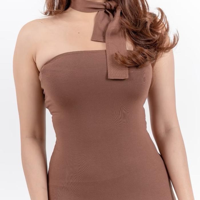 Amber Long Dress Casual Spandek Dress Wanita Bodycon Long Dress Gaun Panjang Simple Nyaman Putih