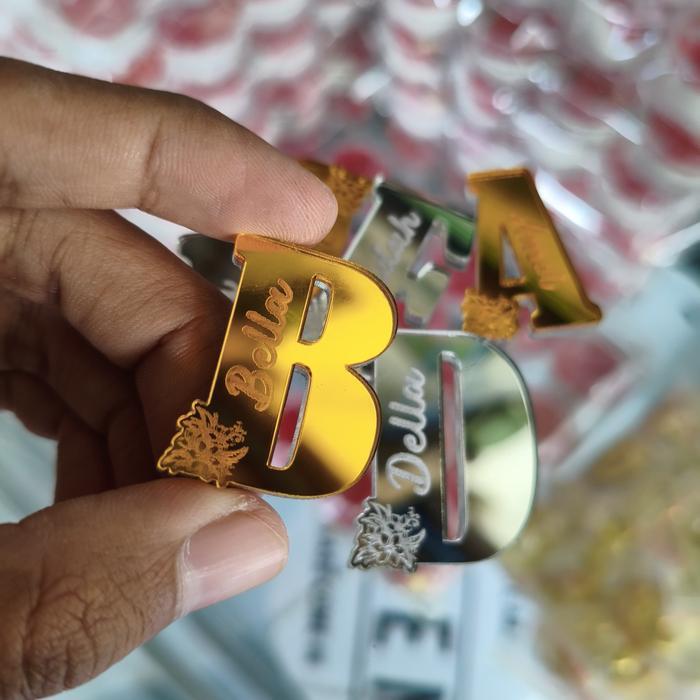 PIN BROS INISIAL AKRILIK MIRROR CUSTOM / AKRILIK BROS INISIAL HURUF / BROS GOLD ROSEGOLD SILVER