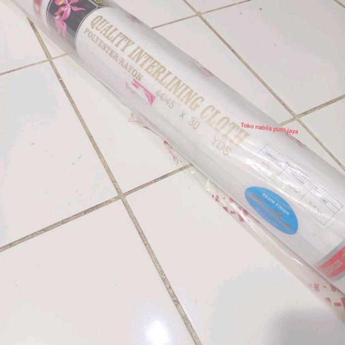 1 meter- kain keras lem untuk kerah ketebalan sedang, staplek kain keras lem kebutuhan menjahit