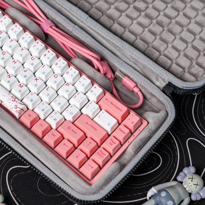 65% CARRYING CASE SUEDE FOR MECHANICAL GAMING KEYBOARD