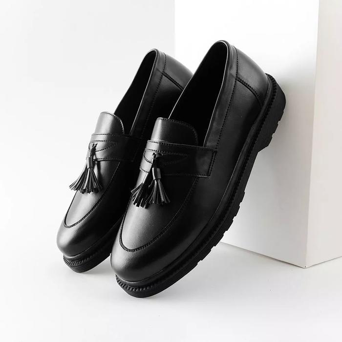 Aerostreet - Sepatu Docmart Pria Pernik Jambul Formal Slip On Casual Kerja Kuliah Main Kondangan