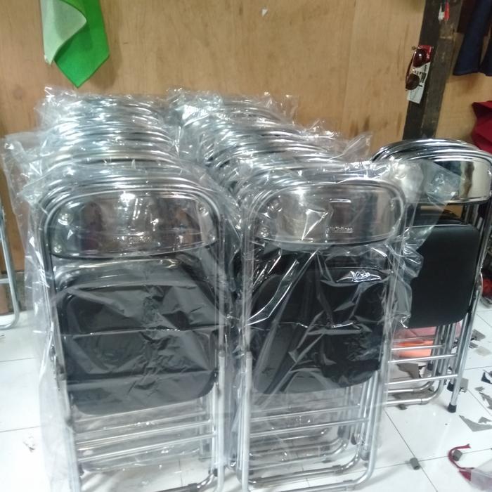 kursi lipat Chitose futura