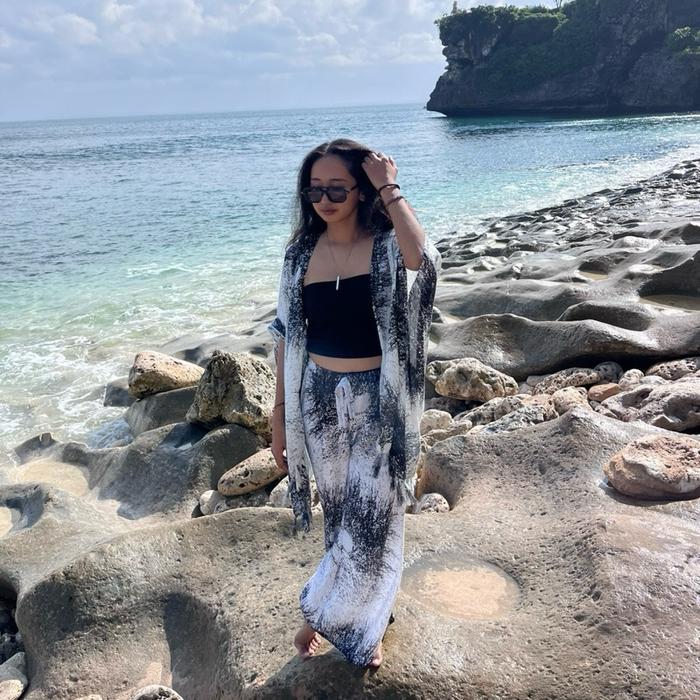 ONE SET PANTAI OUTER + CELANA KULOT RAYON