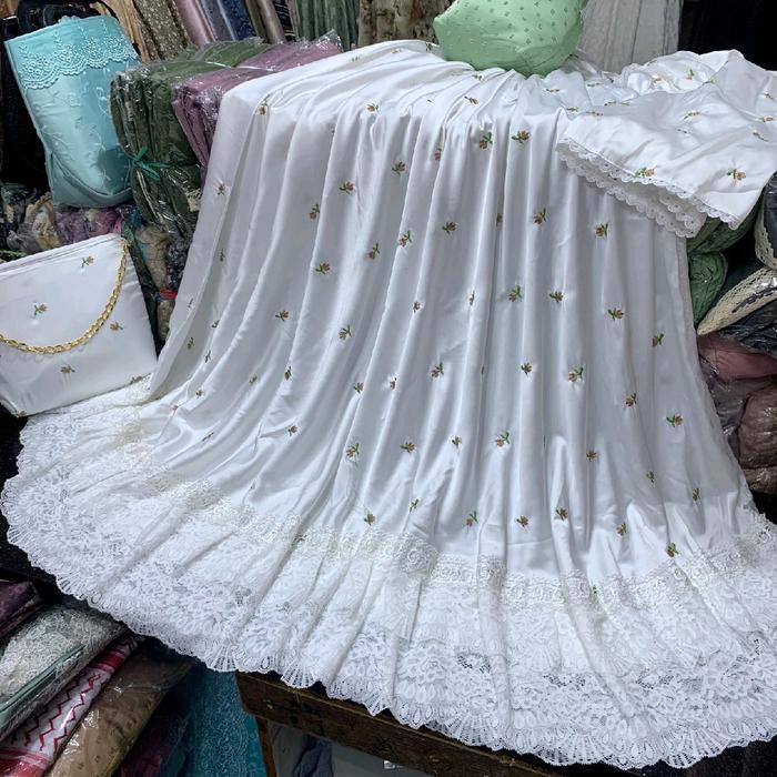 Mukena bunga kecil/ mukena bunga putih/ mukena bunga hitam