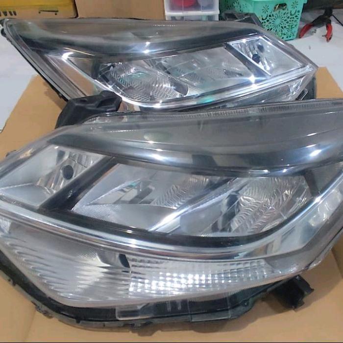 HEAD LAMP LAMPU DEPAN CALYA SIGRA FACELIFT ORIGINAL