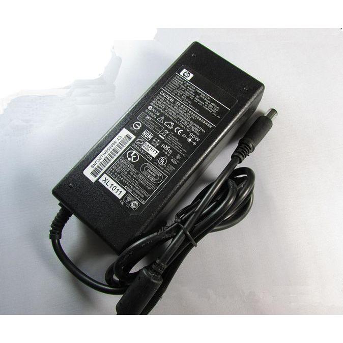 Adaptor/Charger Hp Compaq 6715 6715B 6910 6910P 6710B Original